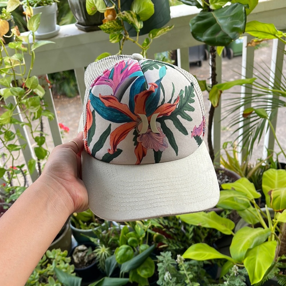 Hurley SnapBack hat